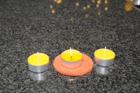 Maxi Teelichte 100% Bienenwachs mit silberfarbener H�lle ( St�ckpreis )