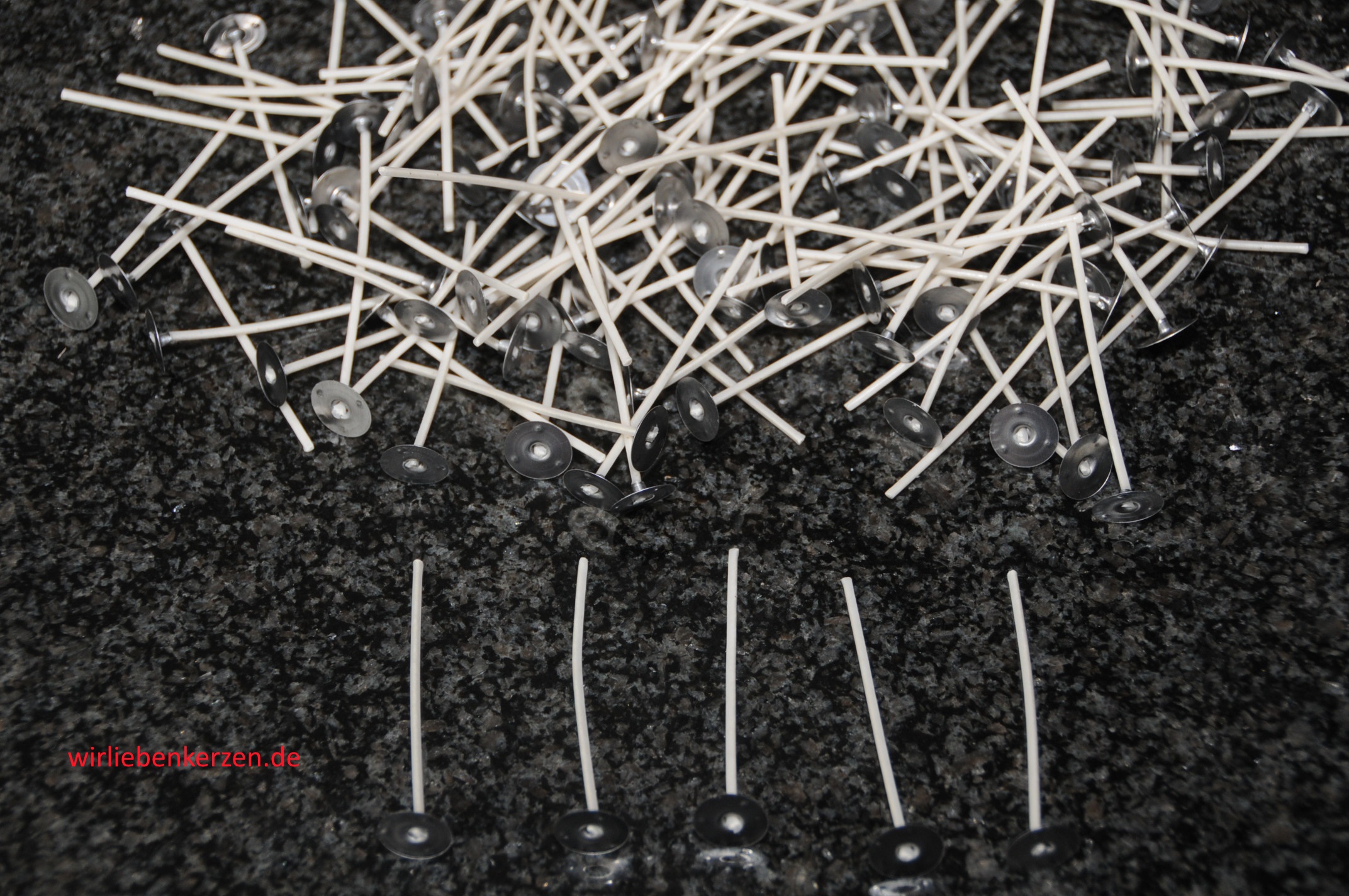 Teelichtdochte 100 mm gewachst mit 15mm Fu TG 12 von WEDO