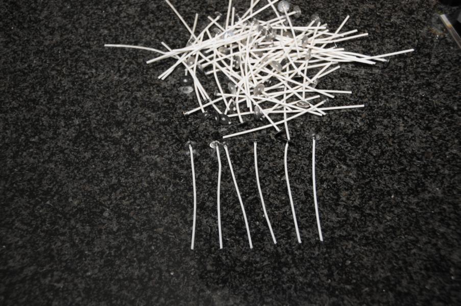 Gewachste Dochte RD 4 / 120 mm lang mit 15 mm Fu von Schreiber