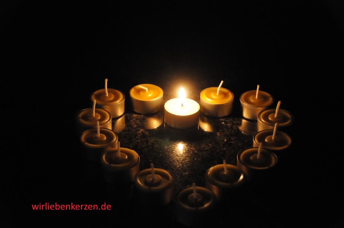 Teelichter 100% Bienenwachs mit Hlle